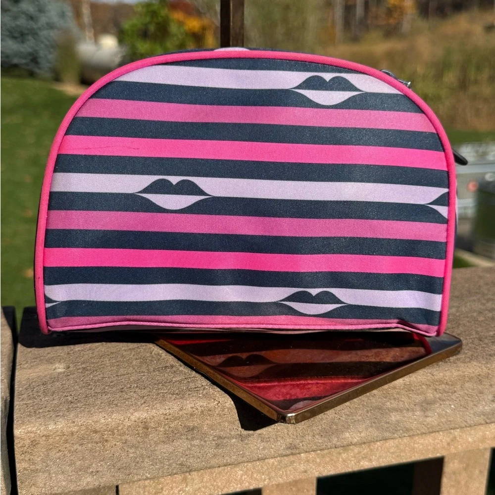 Kate Spade Limited Edition Nylon Striped Lips Cosmetic Bag Clutch Travel NWOT